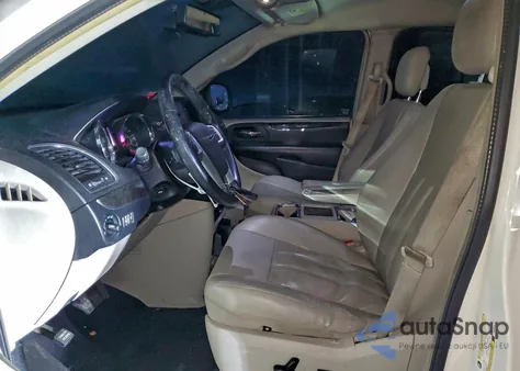 2013 Chrysler Town & Country Touring L z USA, uszkodzony, nr VIN 2C4RC1CG6DR534273